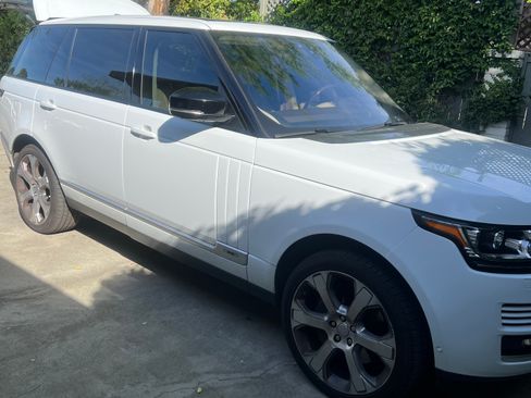 Used 2017 Land Rover Range Rover Long Wheelbase Supercharged image 1