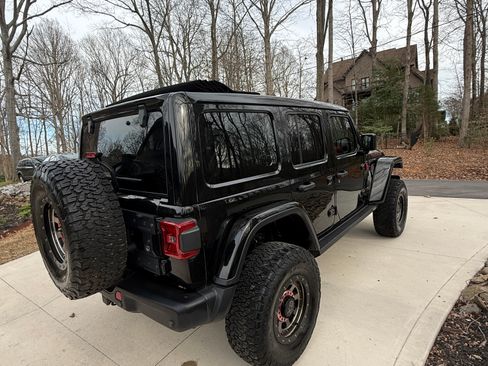 Used 2019 Jeep Wrangler Unlimited Rubicon image 11