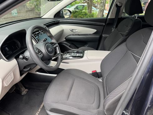 Used 2022 Hyundai Tucson Blue image 8