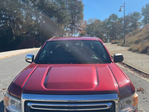 Used 2016 GMC Canyon SLT w/ Trailering Package image 2