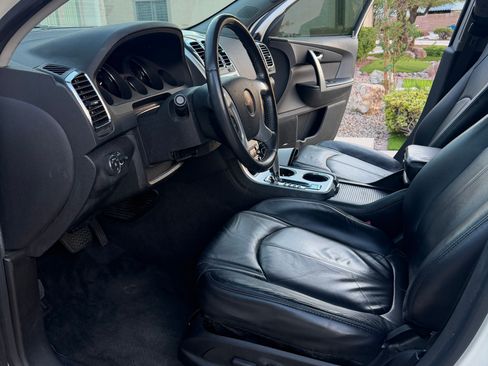 Used 2012 GMC Acadia SLT FWD image 5