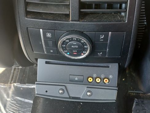 Used 2012 Mercedes-Benz GL 450 4MATIC image 8