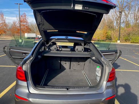 Used 2018 BMW 330i Gran Turismo xDrive image 17