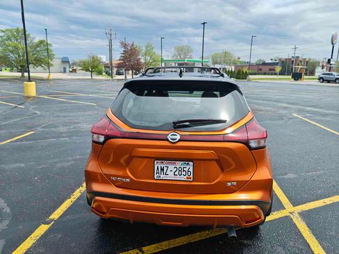 Used 2021 Nissan Kicks SR w/ SR Premium Package FWD image 5