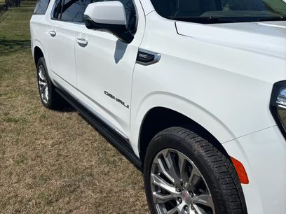 Used 2021 GMC Yukon XL Denali w/ Denali Premium Package
