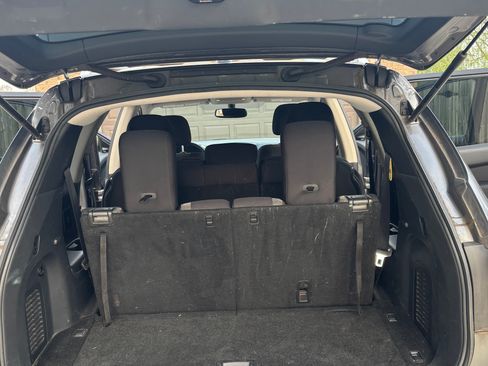 Used 2017 Nissan Pathfinder SV w/ SV Tech Package image 14