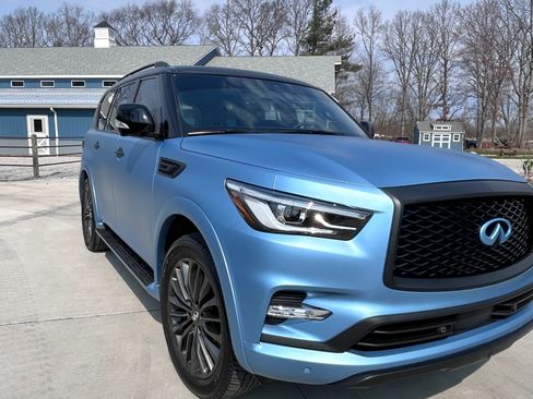 Used 2024 INFINITI QX80 Sensory image 5