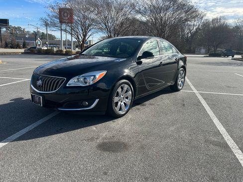 Used 2017 Buick Regal Premium w/ Driver Confidence Package #1 image 17