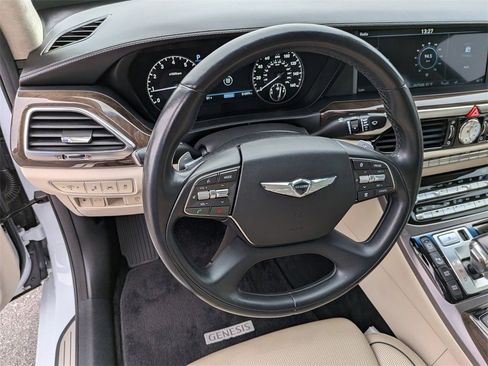 Used 2018 Genesis G90 5.0 Ultimate RWD image 12