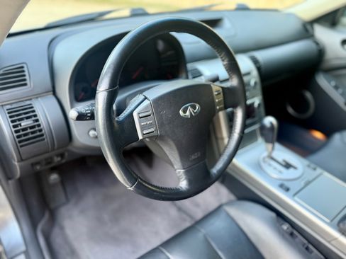 Used 2004 INFINITI G35 Coupe w/ Premium Pkg image 8