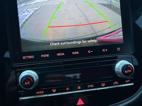 Used 2020 Mitsubishi Outlander GT image 17