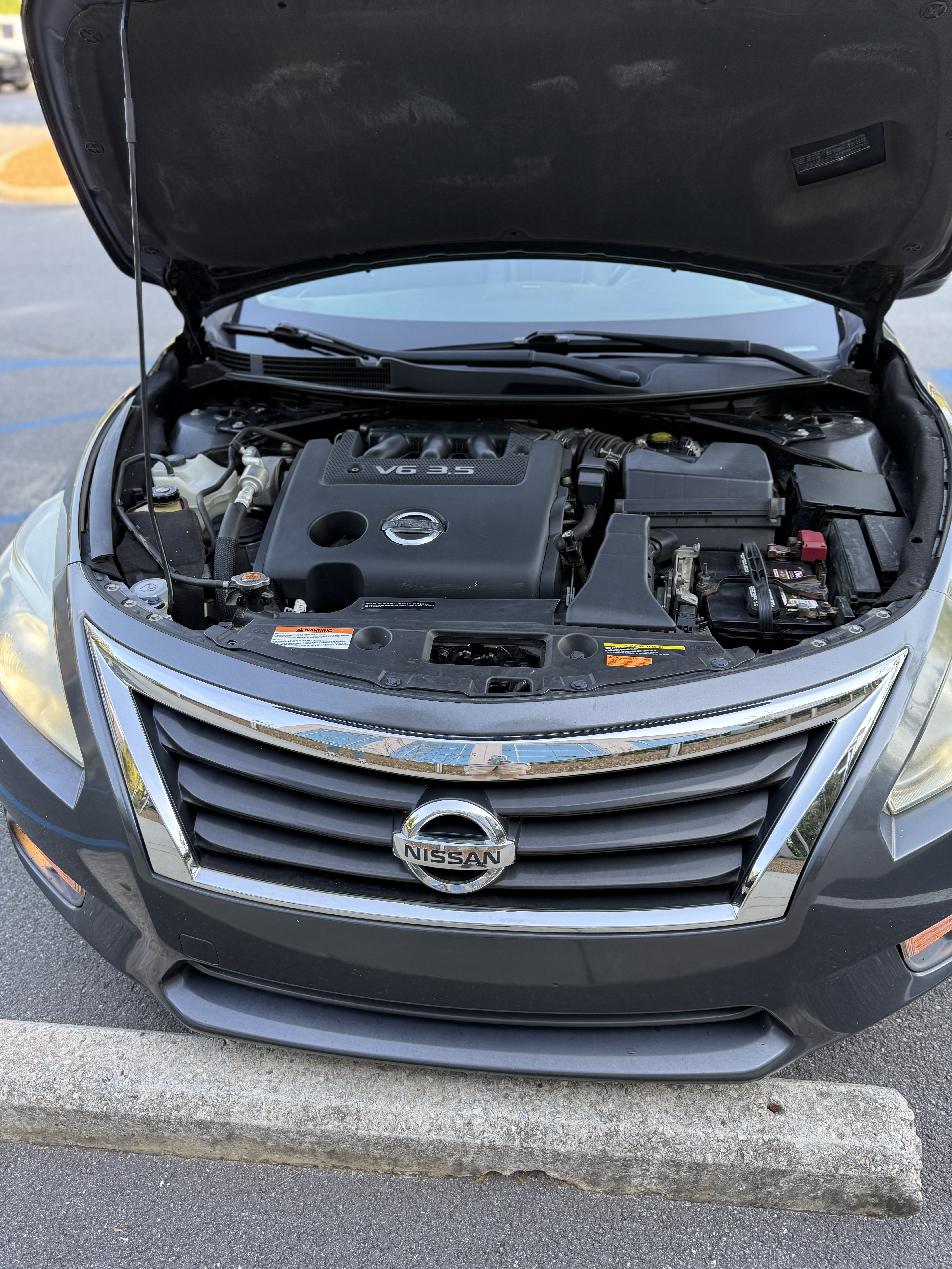 Used 2013 Nissan Altima 3.5 SL w/ Technology Pkg FWD image 12