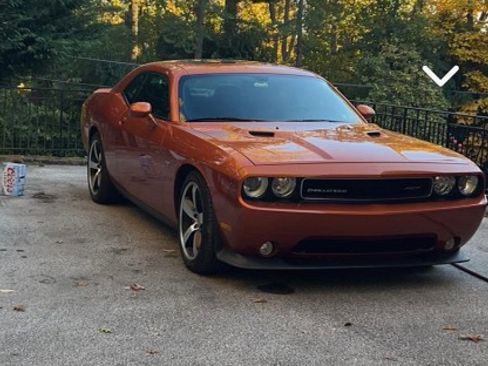 Used 2011 Dodge Challenger SRT8 image 4