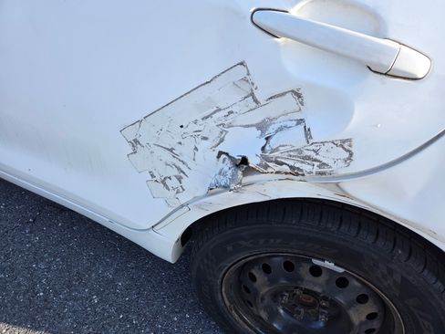 Used 2009 Toyota Camry LE image 5