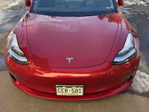 Used 2018 Tesla Model 3 Long Range image 2