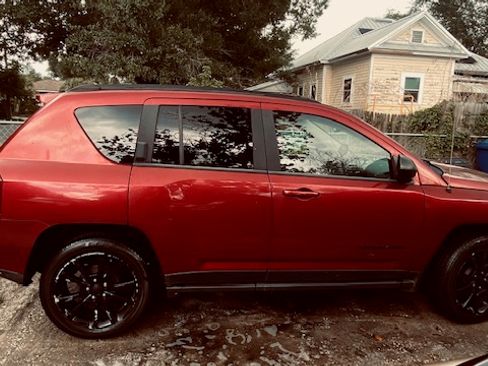Used 2014 Jeep Compass Sport w/ Power Value Group FWD image 1