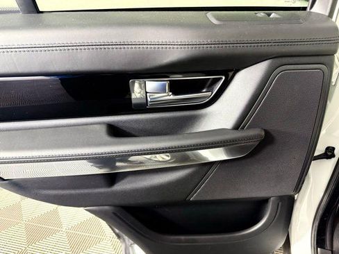 Used 2013 Land Rover Range Rover Sport HSE LUX w/ Luxury Interior Pkg AWD/4WD image 24