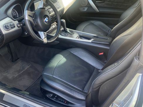 Used 2004 BMW Z4 3.0i image 6