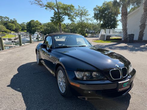 Used 2002 BMW Z3 2.5i RWD image 9