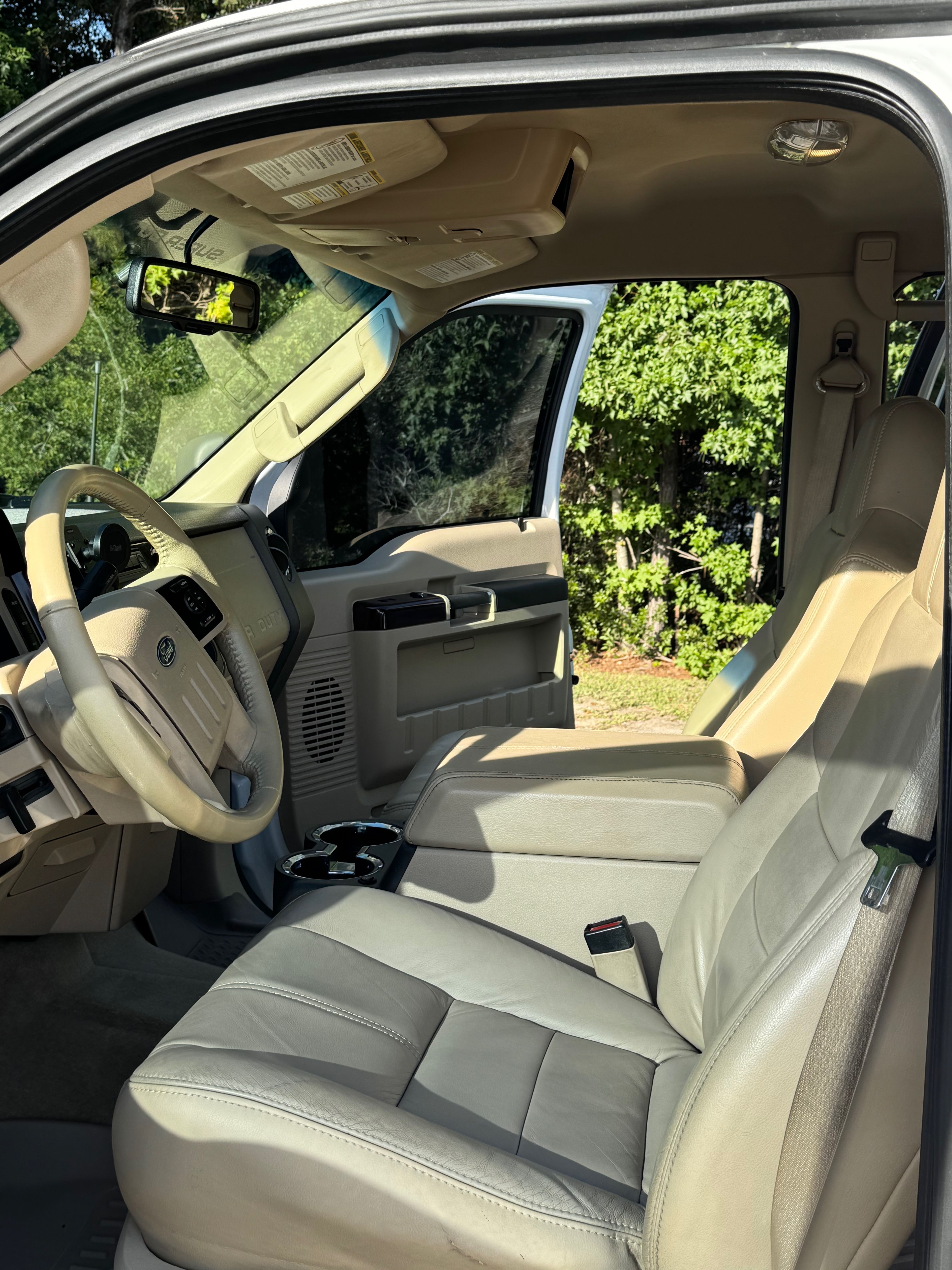 Used 2008 Ford F250 Lariat AWD/4WD image 11