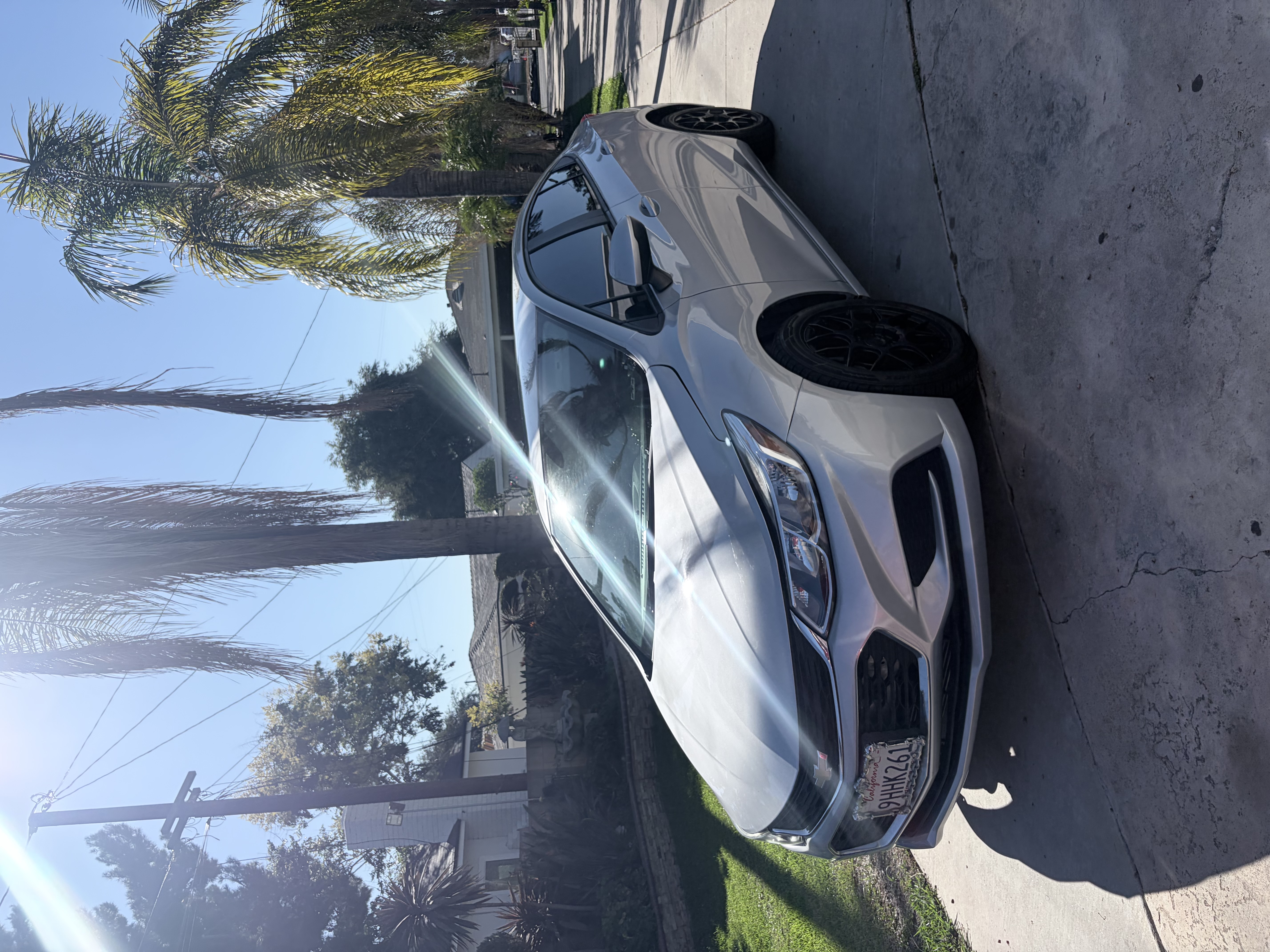 Used 2018 Chevrolet Cruze LS FWD image 1