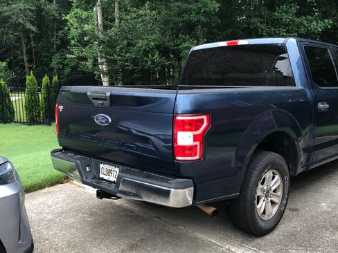Used 2018 Ford F150 XLT image 4