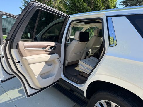 Used 2022 GMC Yukon Denali w/ Denali Ultimate Package AWD/4WD image 17