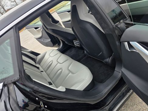 Used 2015 Tesla Model S P85D image 24