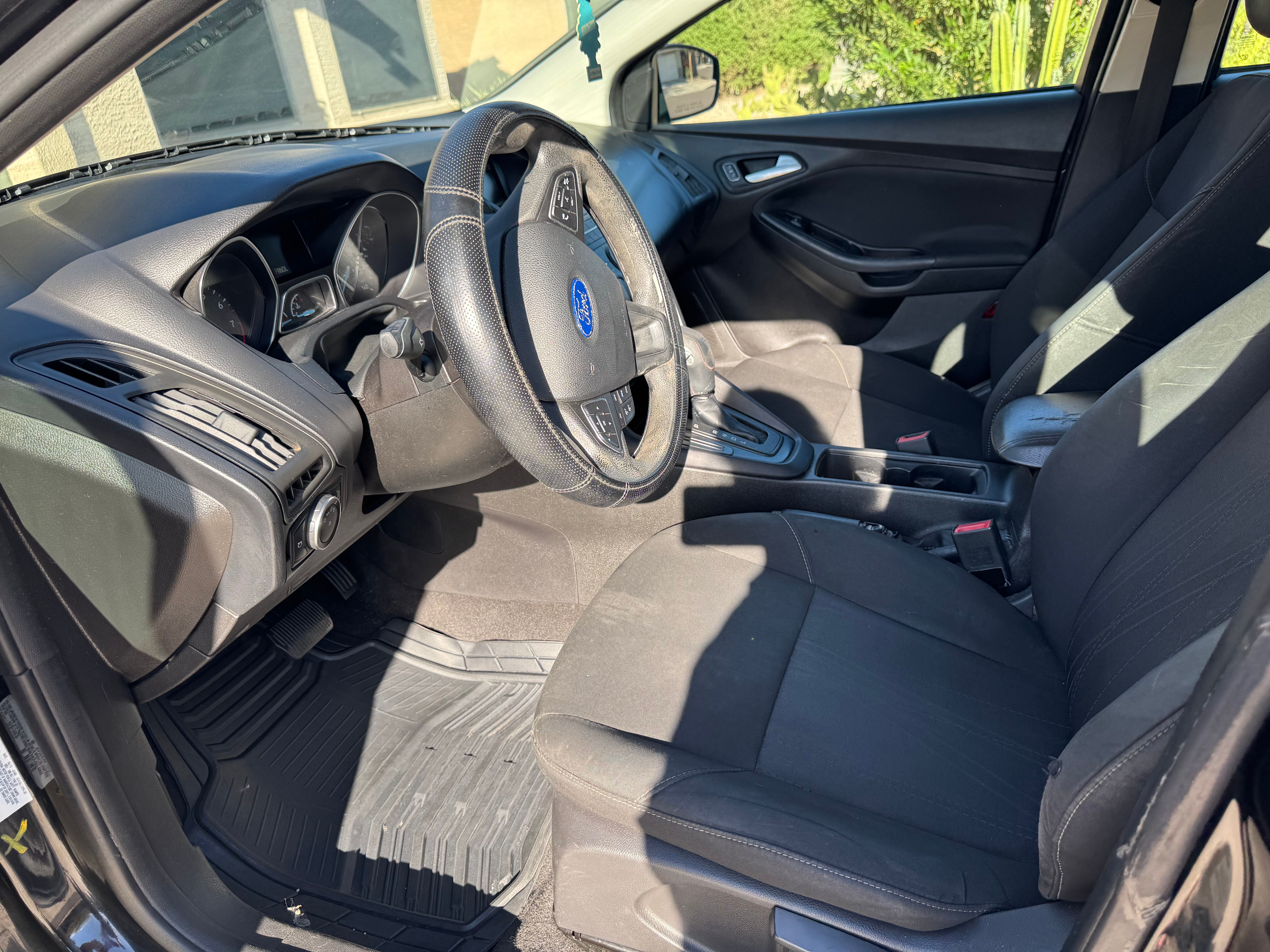 Used 2015 Ford Focus SE FWD image 10