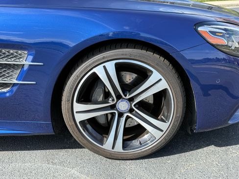 Used 2017 Mercedes-Benz SL 450 image 24