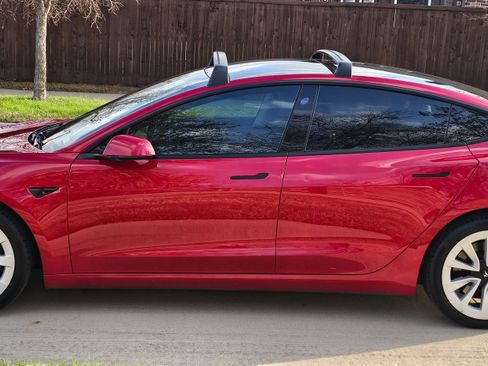 Used 2023 Tesla Model 3 Standard Range image 8