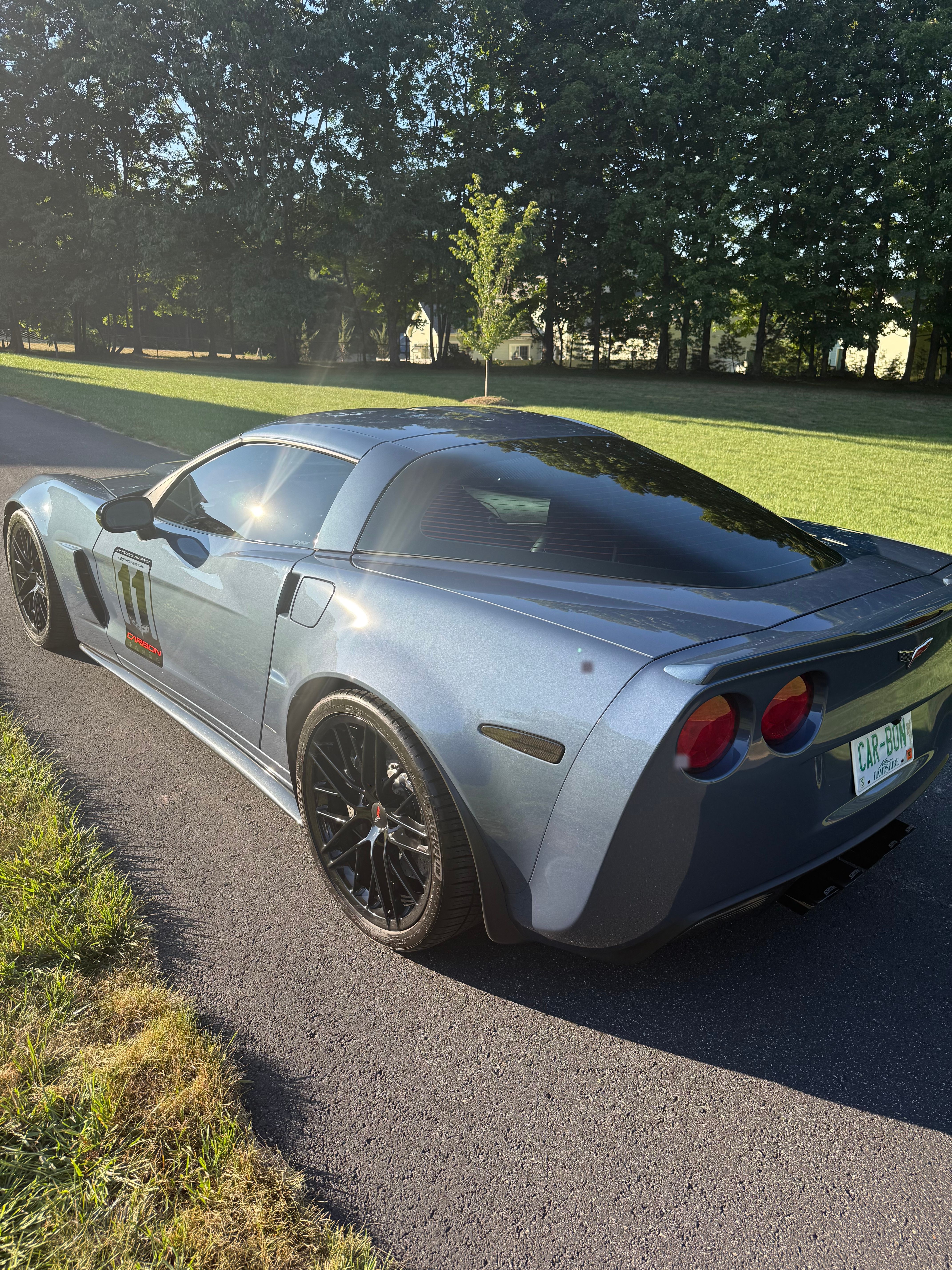 Used 2011 Chevrolet Corvette Z06 RWD image 2