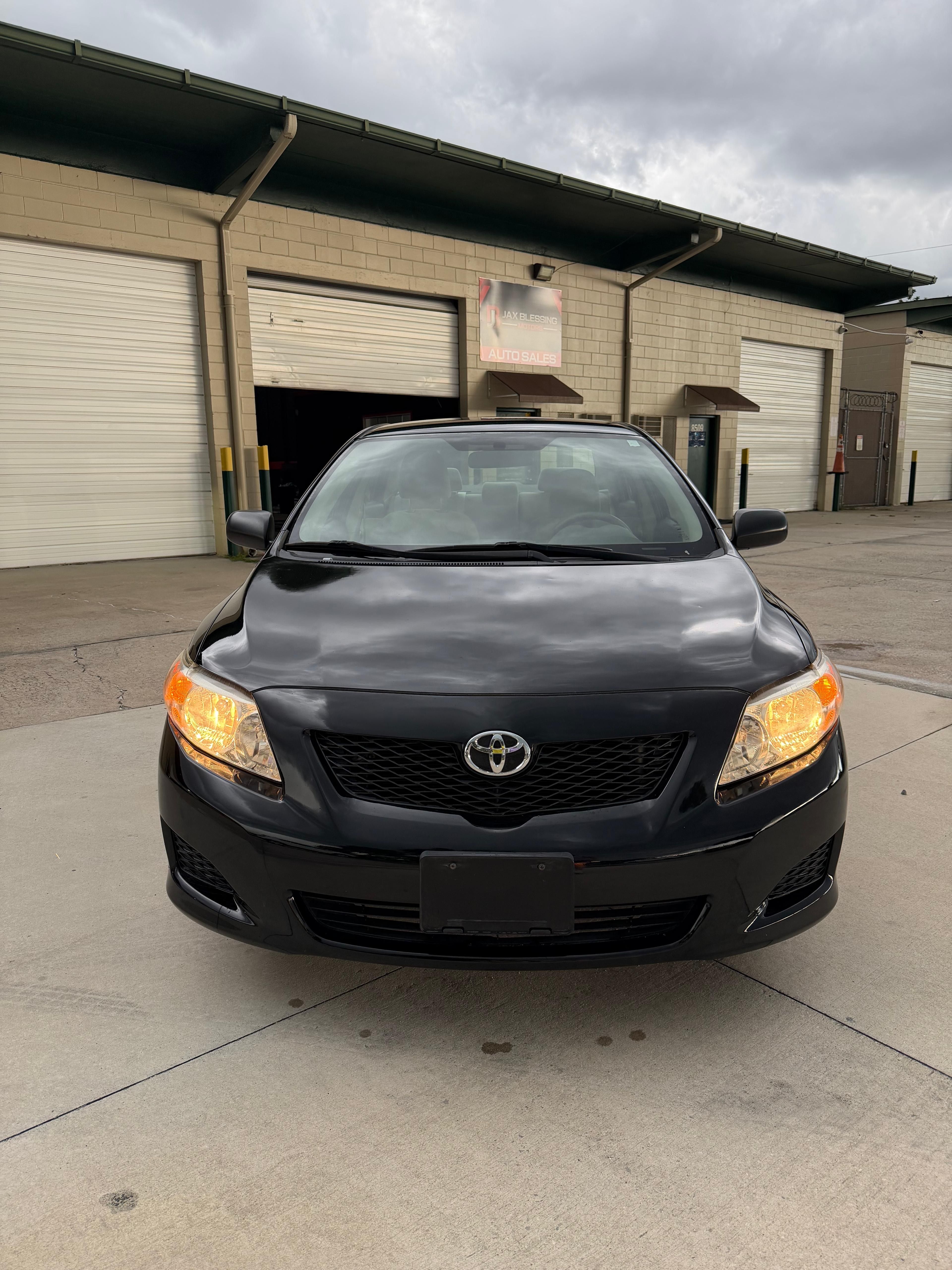 Used 2010 Toyota Corolla FWD image 4