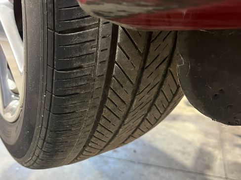 Used 2005 Cadillac XLR image 26