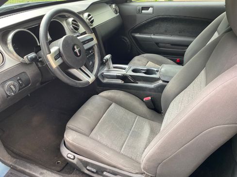 Used 2006 Ford Mustang Coupe image 12