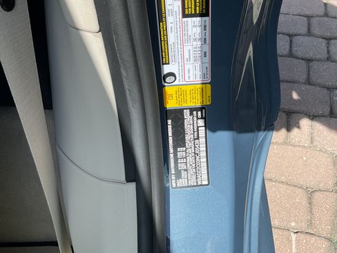 Used 2022 BMW 840i Convertible image 11