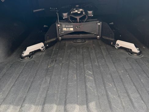 Used 2025 RAM 3500 Longhorn AWD/4WD image 15