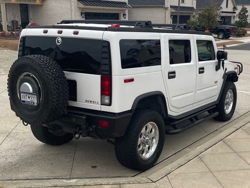 Used 2007 HUMMER H2 image 2