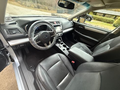 Used 2015 Subaru Legacy 2.5i Premium w/ Moonroof Package image 5