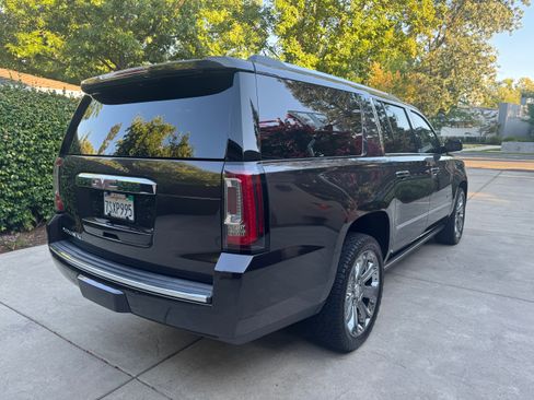 Used 2016 GMC Yukon XL Denali w/ Open Road Package AWD/4WD image 6