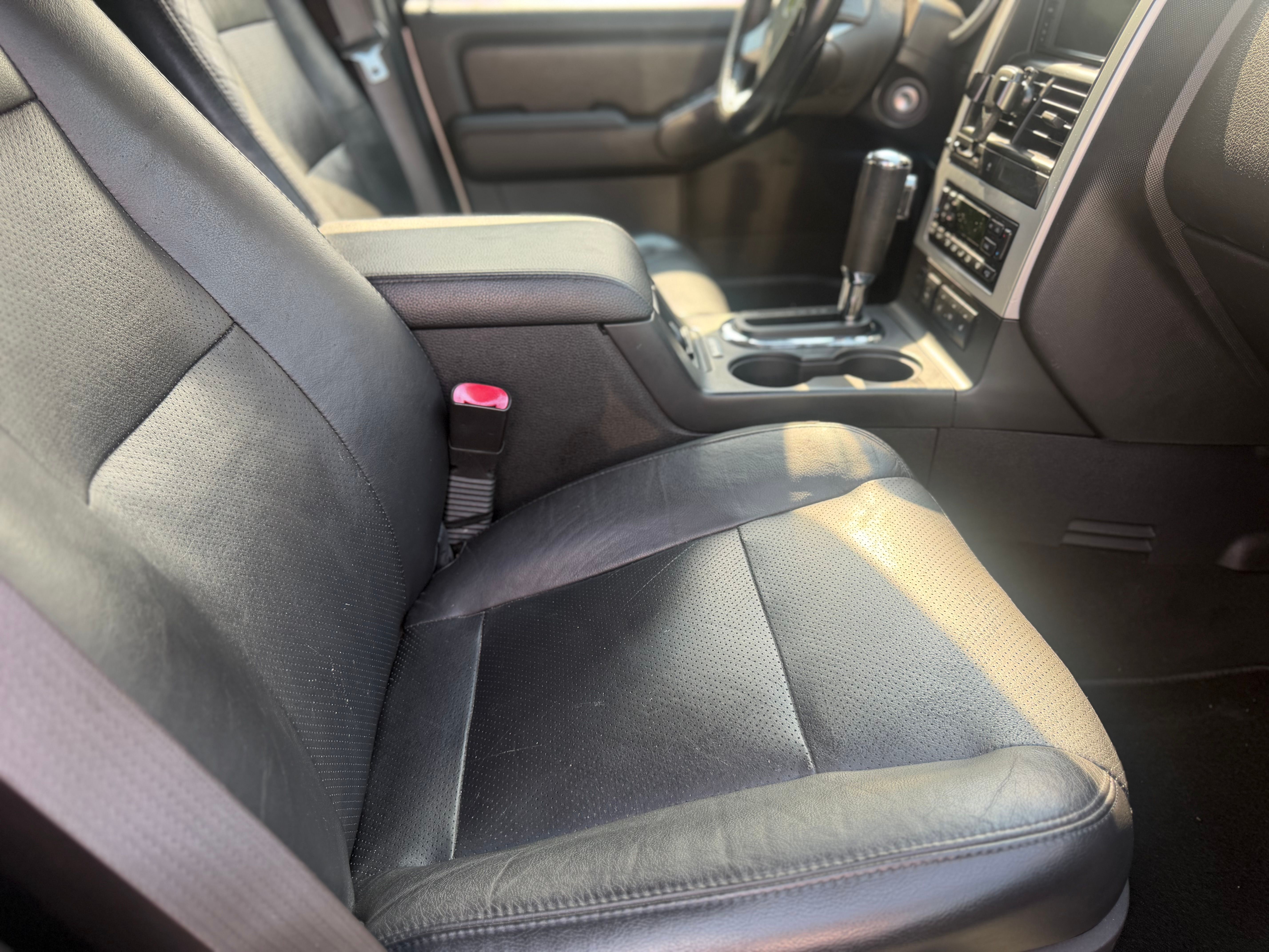 Used 2008 Mercury Mountaineer Premier AWD/4WD image 23