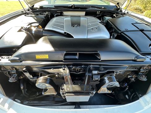 Used 2004 Lexus LS 430 image 2