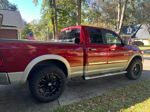 Used 2009 Dodge Ram 1500 Truck Laramie w/ Chrome Accents Group image 4