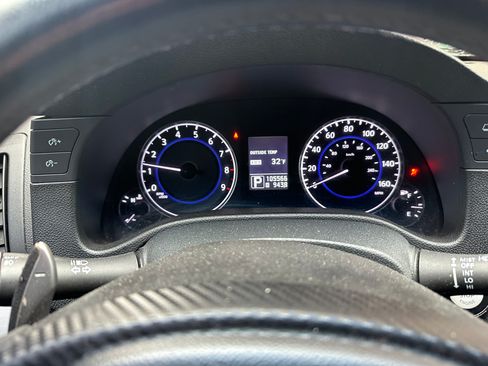 Used 2012 INFINITI G37 x Sedan w/ Premium Pkg image 19