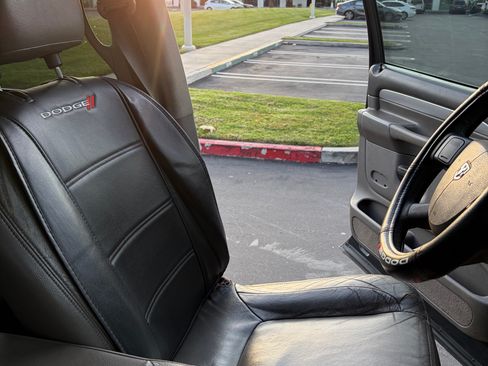 Used 2004 Dodge Ram 1500 Truck SLT w/ Trailer Tow Group image 30