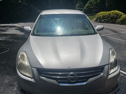 Used 2011 Nissan Altima 2.5 FWD image 6