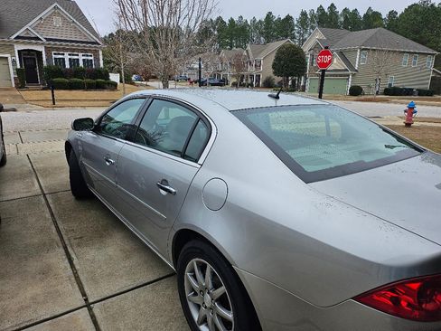 Used 2007 Buick Lucerne CXL w/ Driver Confidence Package image 1
