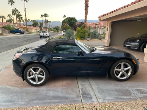 Used 2007 Saturn Sky Red Line image 1