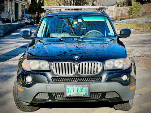 Used 2010 BMW X3 3.0i image 2
