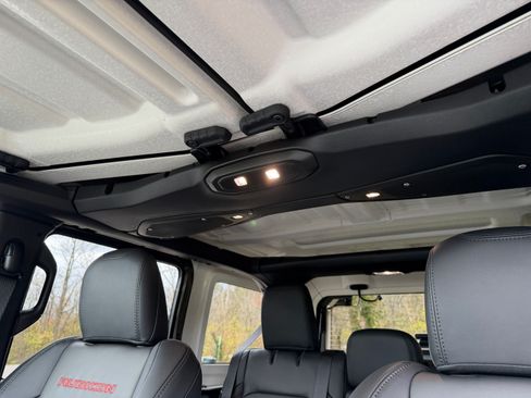 Used 2026 Jeep Wrangler Unlimited Rubicon image 26